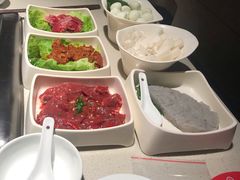 -海底捞火锅鲜切牛肉主题店(长寿路店)