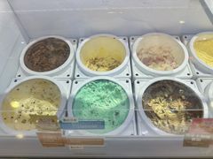 开心果扁桃仁口味-芭斯罗缤31冰淇淋(BHG MALL上地店)