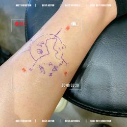 -鳌首刺青纹身 穿孔饰品店