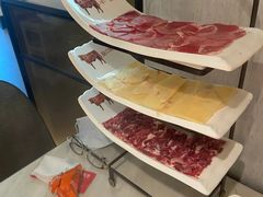 -左庭右院鲜牛肉火锅(浦江欢乐颂店)