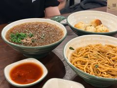 -赵宝美煎包店