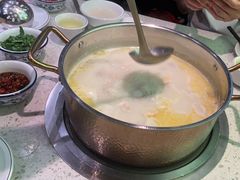 胡椒猪肚鸡-顺德公广东猪肚鸡·煲仔饭(白石洲店)