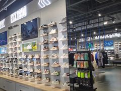 -李宁(大商新玛特店)