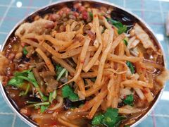 -红鼻子桂林米粉(金唐新光界店)