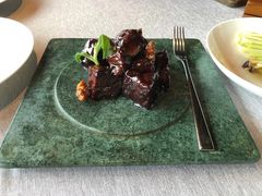 苹果木烟熏小牛肉-三利音·东方司宴(外滩店)