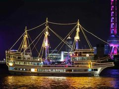 -黄浦江游览十六铺3号码头网红自助餐