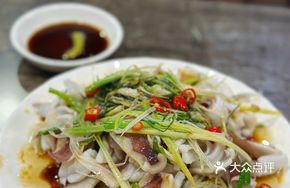 Scallion Stir-fried Squid