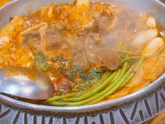 -喇喇排骨火锅·传统韩式脊骨汤(望京西园总店)