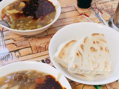 -刘老虎肉丸糊辣汤(总店)