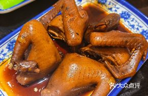 Rose Soy Sauce King Pigeon