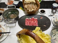 -红鼎豆捞·非遗鲍皇汤火锅(宝丰路店)