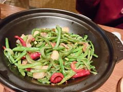 -云海肴·汽锅鸡·云南菜(天山百盛优客店)