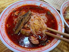 -杨婆鱼粉(骆仙路店)