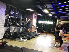 器械区-UP健身私教馆(海岸城店)