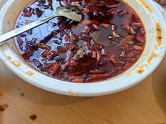 -渝信川菜 · 川味家常菜(财富购物中心店)