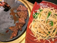 -山川小町·极番烧肉(新地假日广场店)