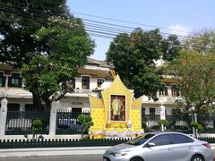 -皇家田广场(อนุสาวรีย์ทหารอาสา)