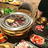 南京！在山洞里吃烤肉！