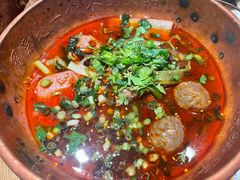 -成都你六姐·牛肉冒菜(上海环宇荟店)