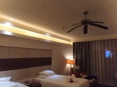 -三亚亚龙湾雅高美爵酒店