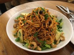 鸡丝粉丝川味沙拉-Moka Bros 摩卡站(嘉华店)
