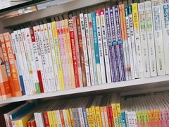 -新华书店(印象城店)