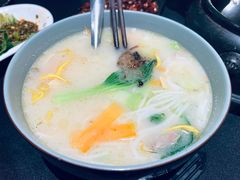 -松茸小馆·云南特色餐厅
