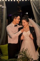 -雪中彩影婚纱摄影·微光艺术中心