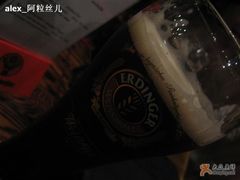 ERDINGER黑啤-申德勒加油站餐厅(三里屯北小街店)