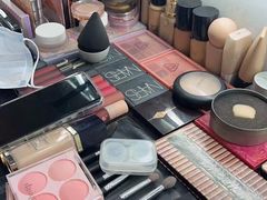 -ME觅妆·定制美妆·彩妆私教(菱角湖店)