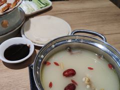 -龙聚德北京烤鸭(沙坪坝华宇A馆店)
