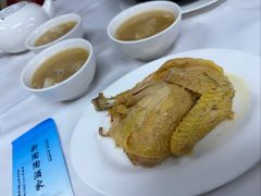 雞煲翅-新陶陶酒家