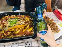 -顶峰夜宴·龙虾烧烤大排档(九江学院店)