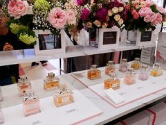 -Dior迪奥(上海世茂广场店)