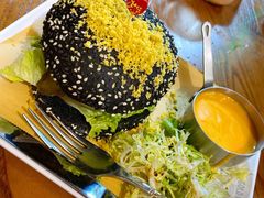 瀑布芝士牛肉汉堡-肥韬茶餐厅(南山mini店)