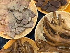 -炖四方东北铁锅炖·烧烤小龙虾(中豪国际店)