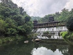 -黄满寨瀑布