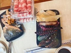 -尚品海鲜肥牛自助火锅(湖明店)