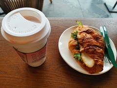-星巴克(嘉兴桐乡吾悦广场店)
