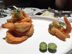 蜜汁酥皮虾-四季民福烤鸭店(王府井灯市口店)