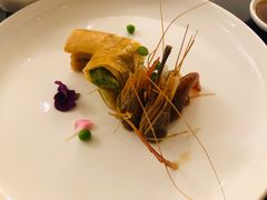 秘制醉大虾拼香椿豆腐-天伦里餐厅(绿城桃花源店)