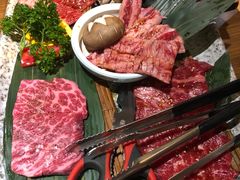 -炼火烤肉店