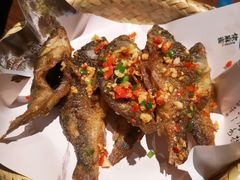 -佬麻雀·新湘菜(珠海金发购物中心店)