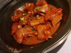 家烧猪手-松沪名灶·豆浆鱼头·新上海菜(飞航吾悦广场店)