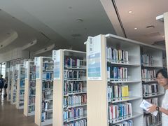 -广州市白云区图书馆