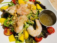 鲜柚芒果沙拉佐冰花酸梅酱-HELLO 27 意面·沙拉·帕尼尼