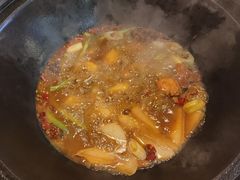 -哈尔滨烧烤·山河村铁锅炖(交大店)