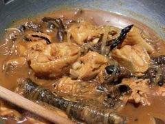 小鸡炖蘑菇-关东小磨东北菜(上海长风大悦城店)