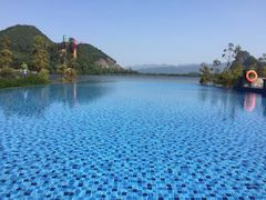 -英德宝晶宫天鹅湖茶语温泉
