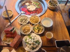 -城墙拐拐火锅(三峡广场黑金冠店)